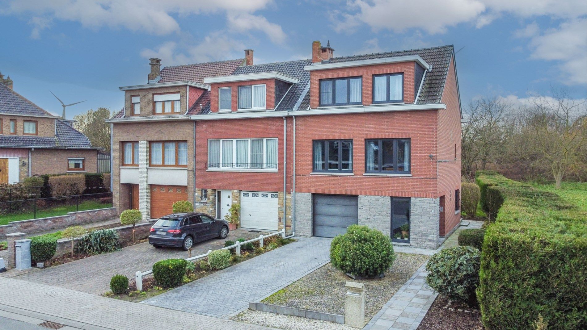 Solide en energiezuinige 3-gevel woning met aangename tuin! foto {{pictureIndex}}