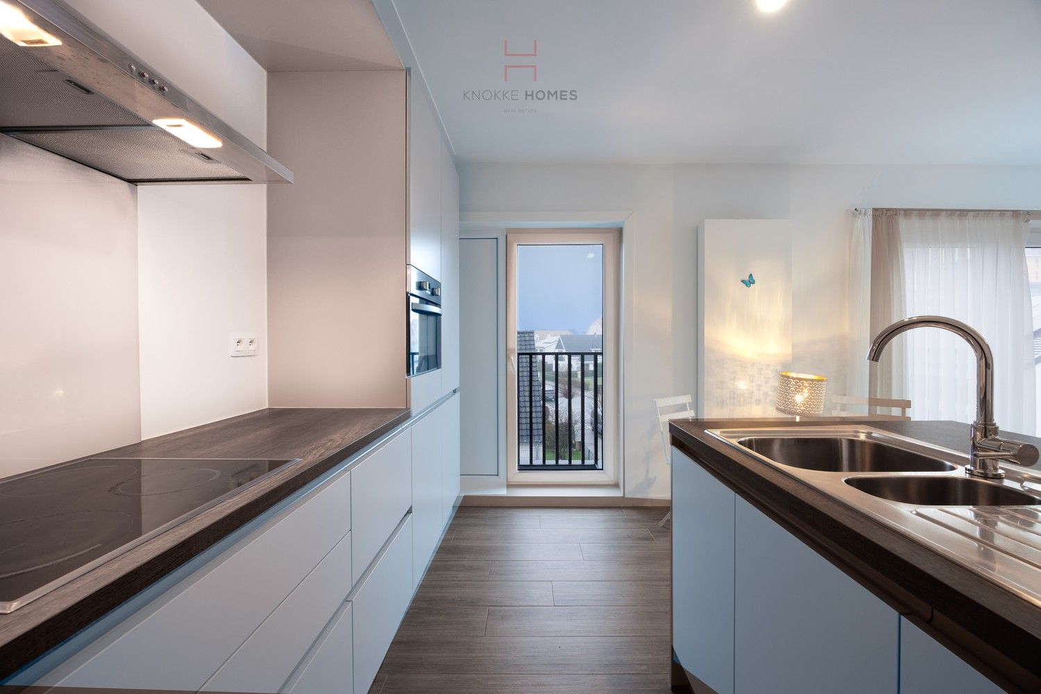 Prachtig volledig gerenoveerd 2-kamer hoekappartement in Heist-aan-Zee foto 8