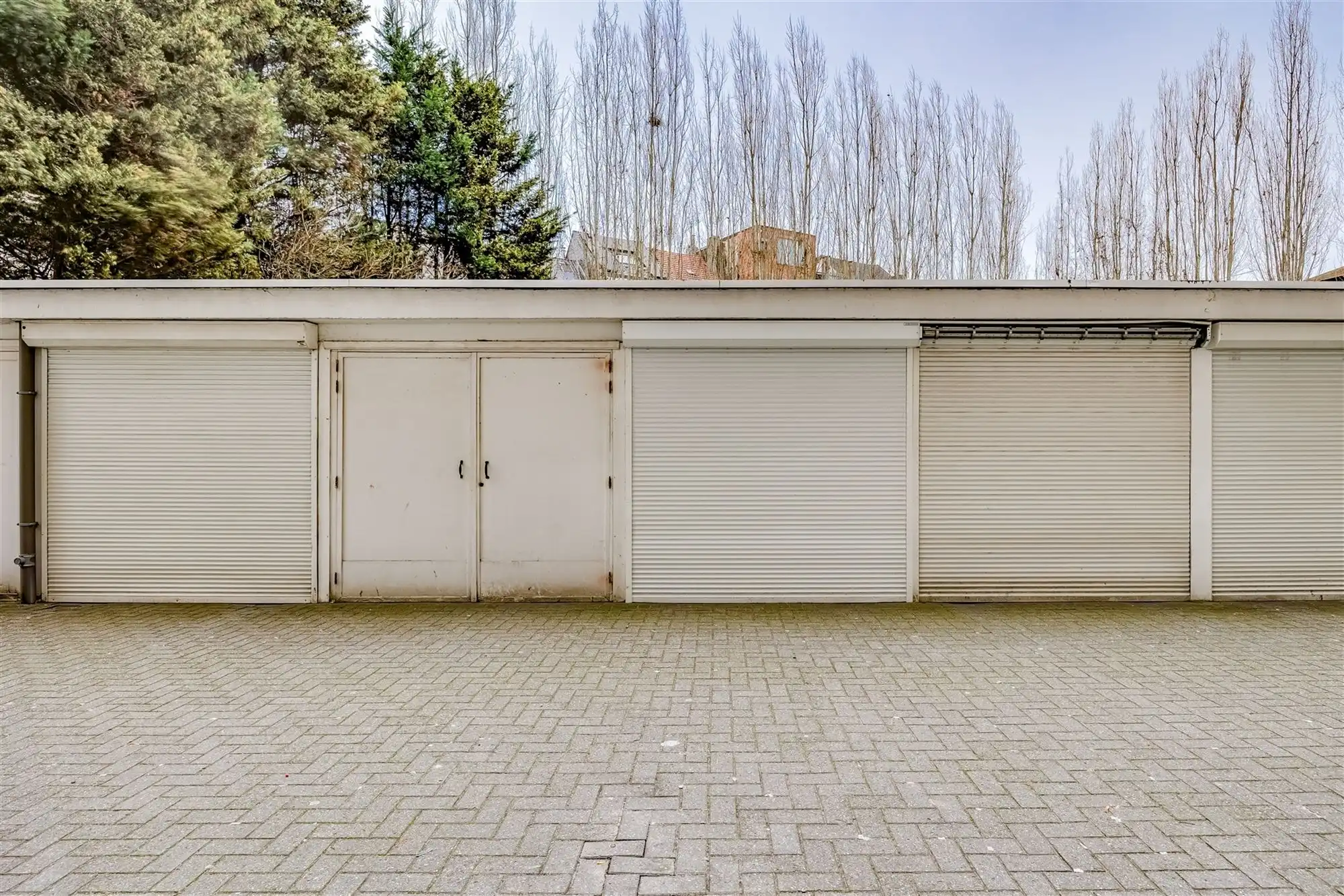 Appartement met 2 slaapkamers en terras. Parking mogelijk. foto 14