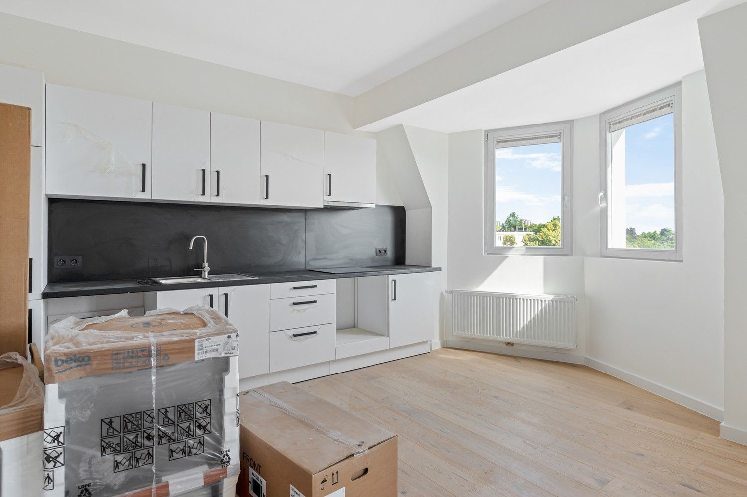 Prachtig gerenoveerd appartement met 2 slaapkamers in rustige straat te koop te Antwerpen foto 11