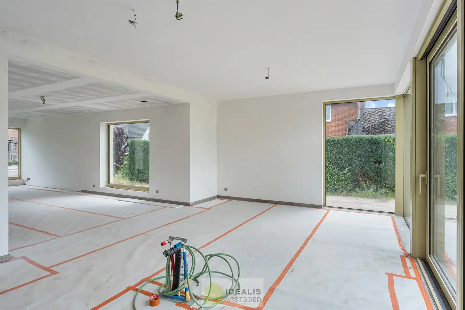 Schitterend volledig vernieuwde woning met 3 ruime slaapkamers foto 17