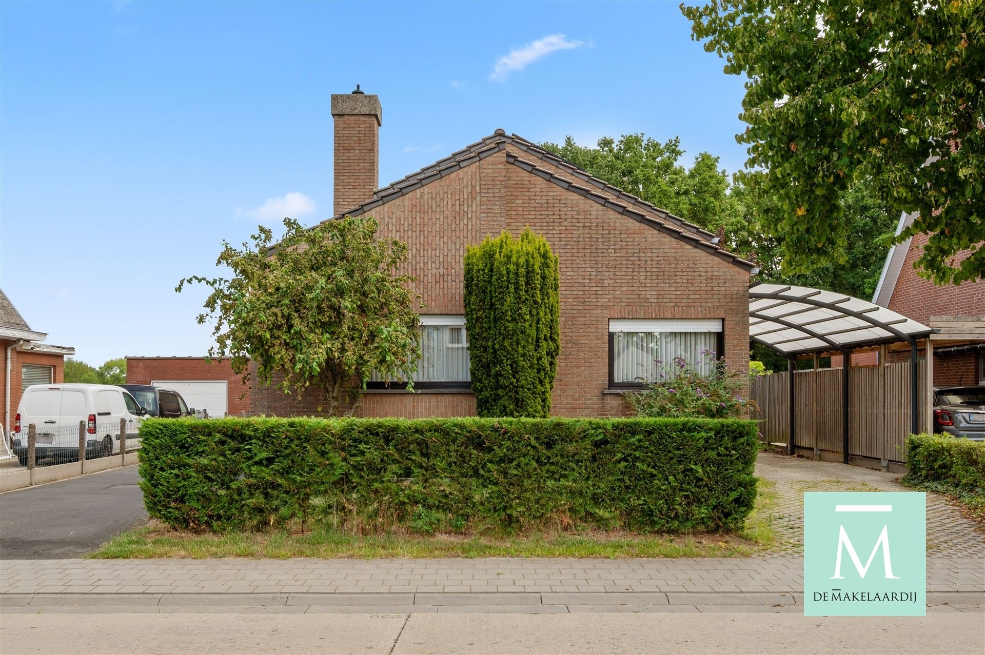 Uitstekend gelegen woning met 3 slaapkamers en garage foto 23