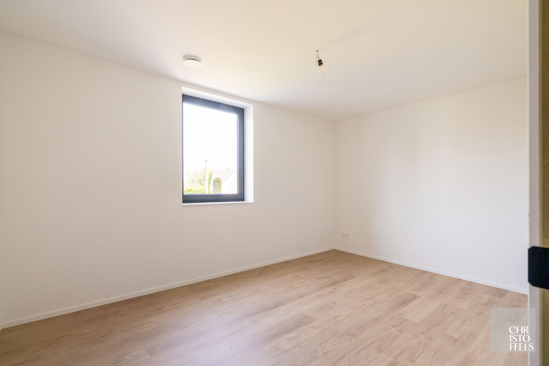 Instapklare nieuwbouwwoning van 185m² met 3 slaapkamers!  foto 11