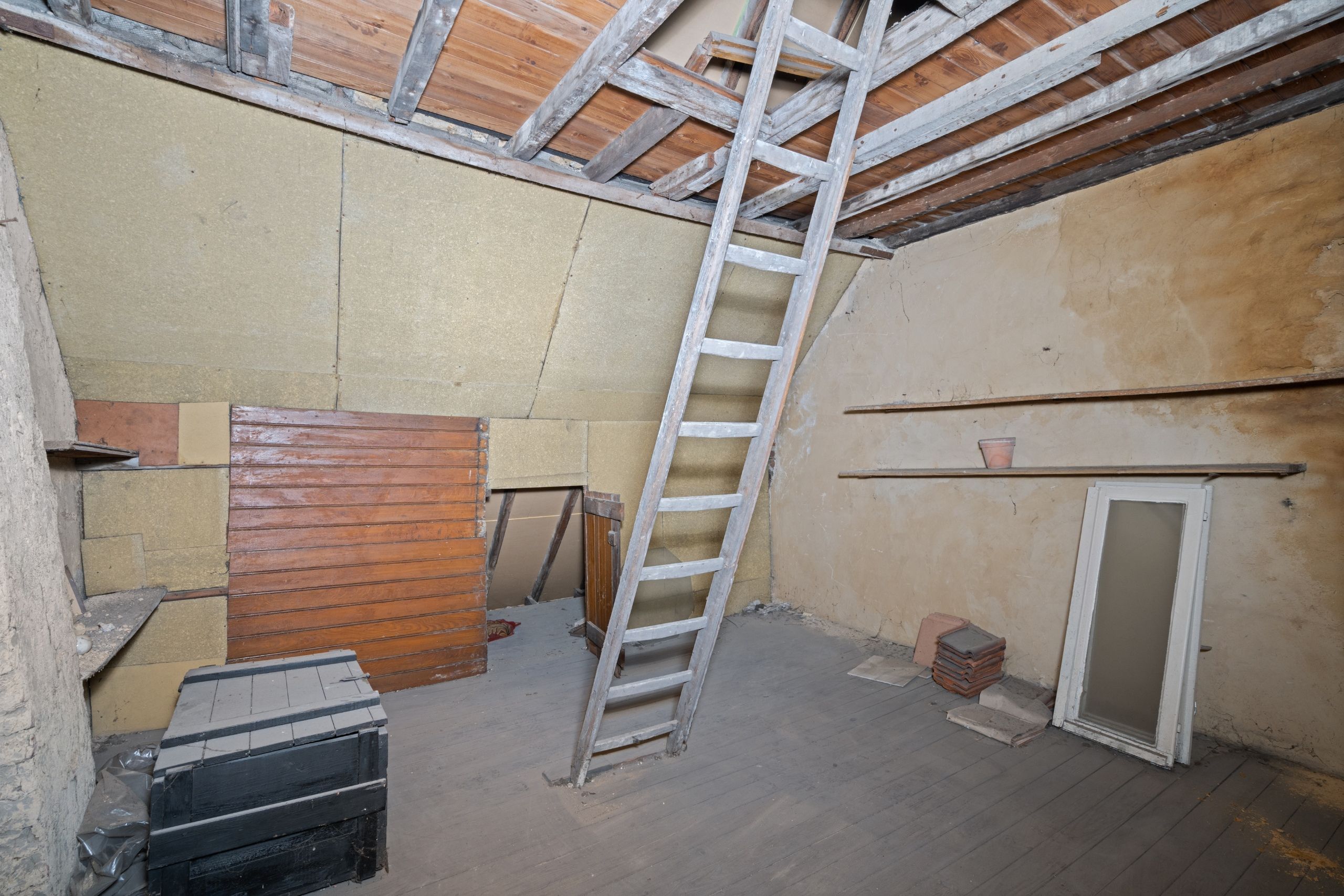 Te renoveren rijwoning in centrum Harelbeke foto 13
