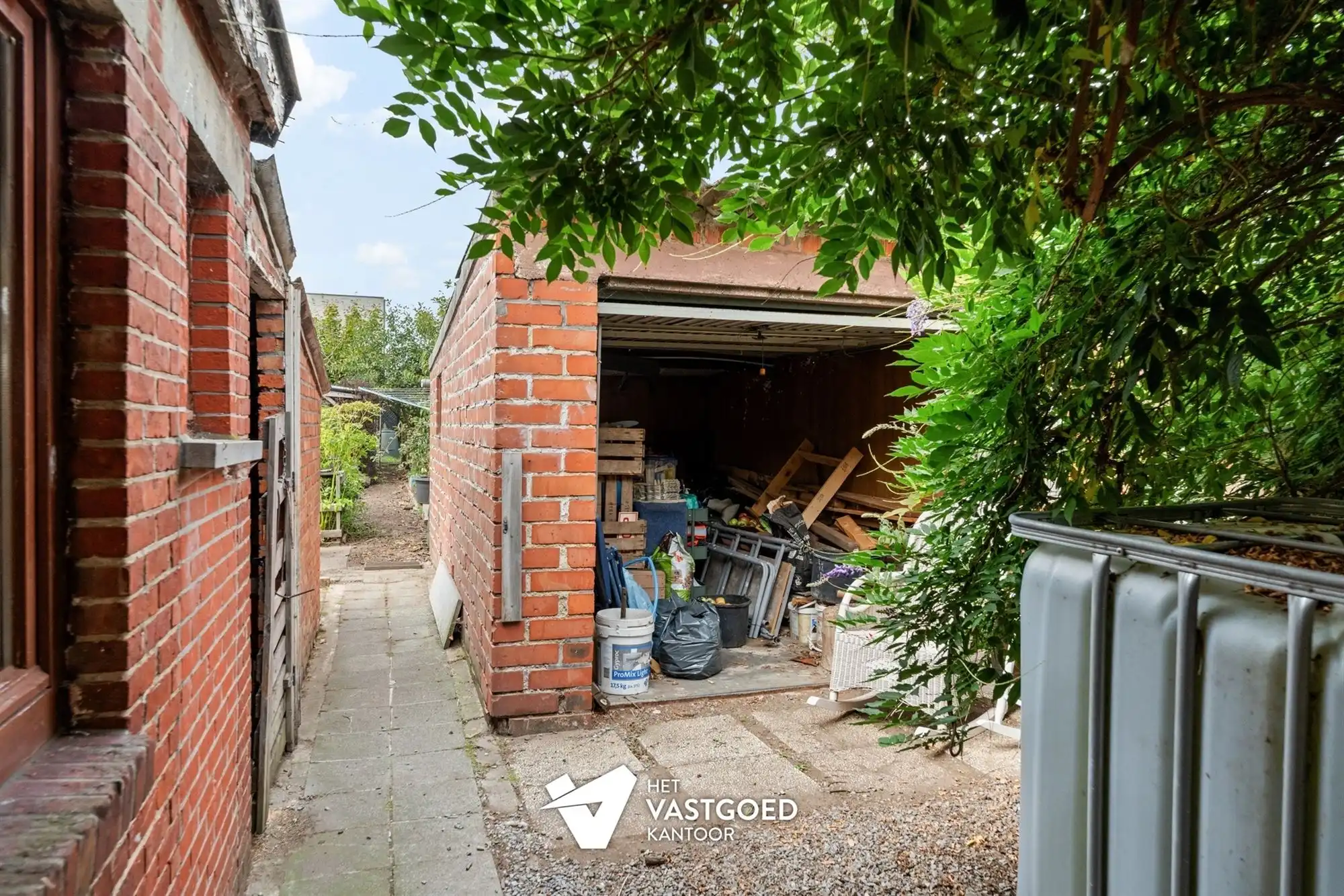 DEELS GERENOVEERDE WONING OP RUSTIGE LIGGING VLAK BIJ BE-MINE TE BERINGEN foto 17