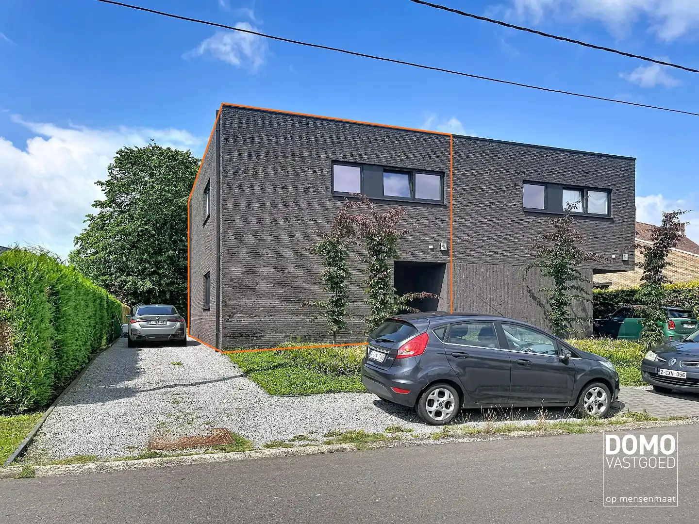 Moderne woning met 3 slaapkamers en tuin te Meldert foto {{pictureIndex}}