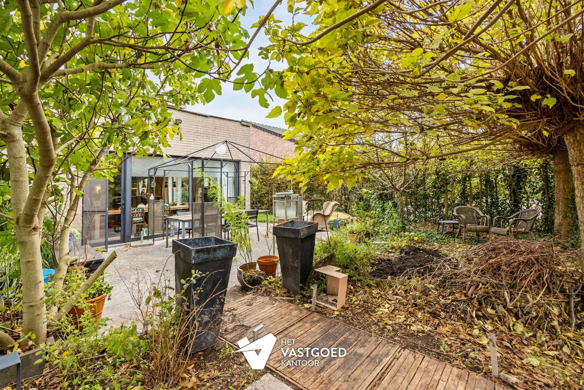 RUIME WONING MET COMMERCIELE OF MULTIFUNCTIONELE RUIMTE OP RUIM PERCEEL IN EEN GROENE OMGEVING foto 29