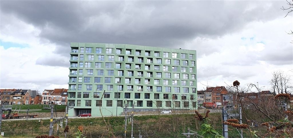 Recent gebouwde open staanplaatsen foto 3