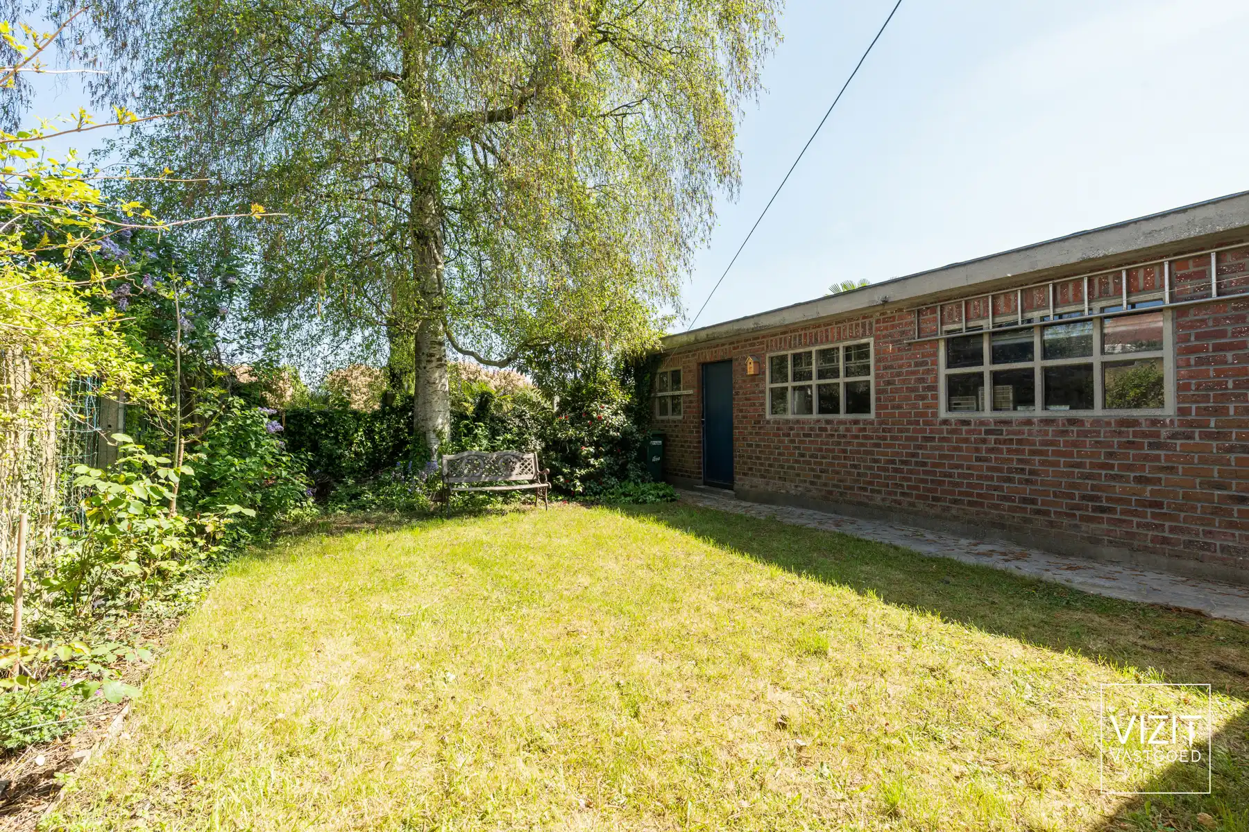 Halfopen woning met garage nabij station Ninove foto 3