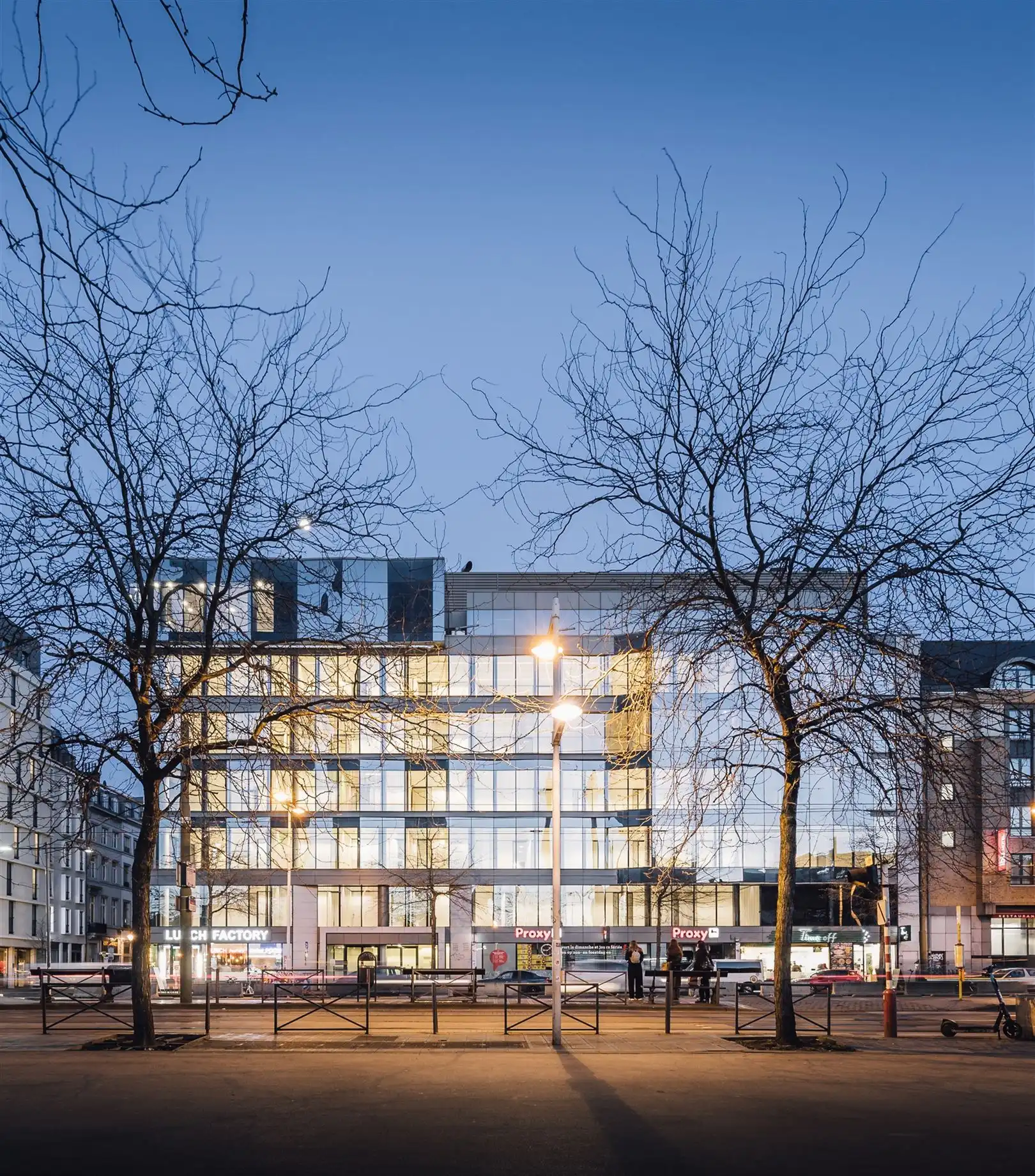 SOUTH CRYSTAL: kantoren te huur vanaf 633 m² foto {{pictureIndex}}