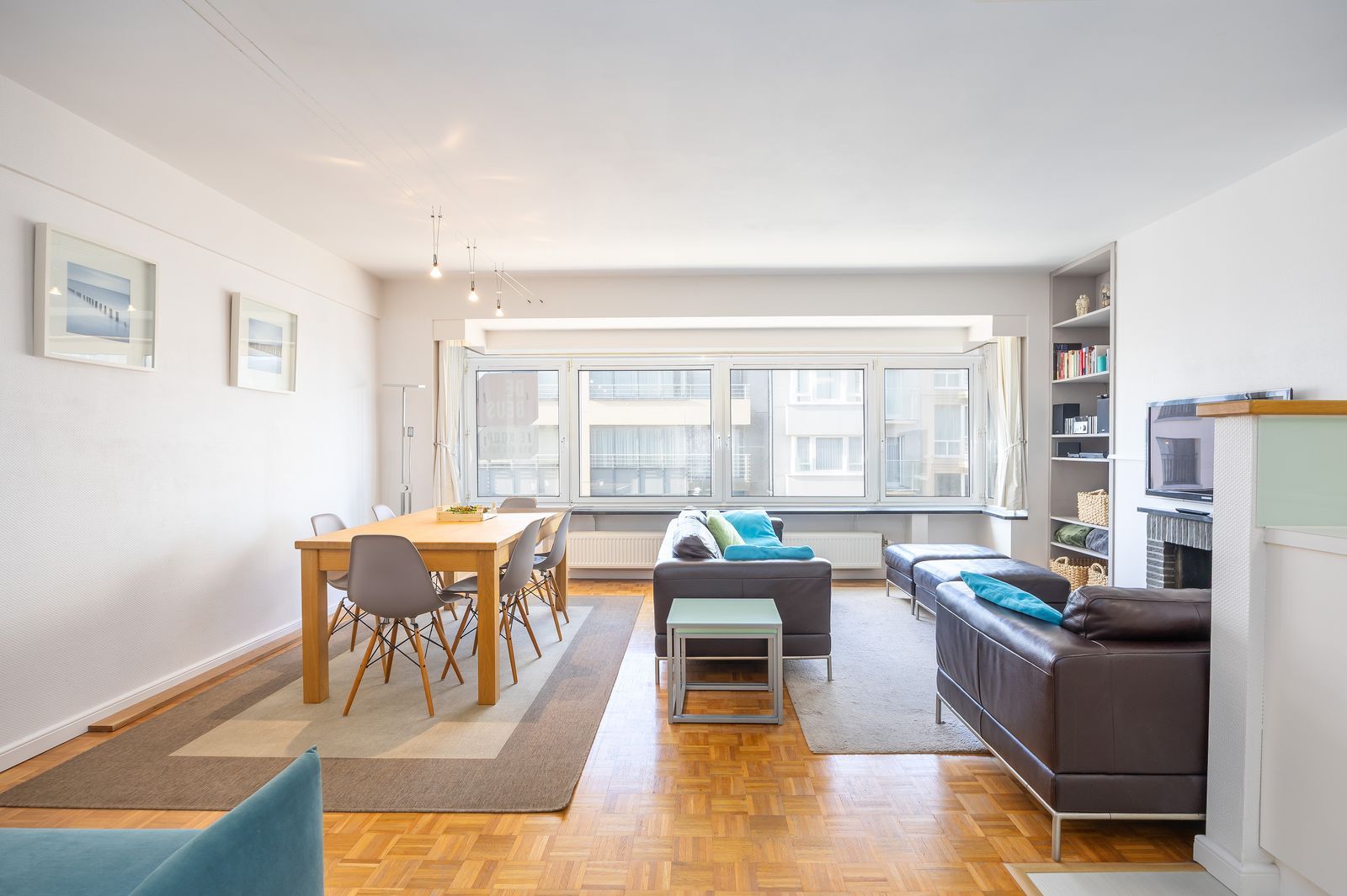Subliem appartement met lateraal zeezicht en 2 volwaardige slaapkamers in hartje centrum foto 3