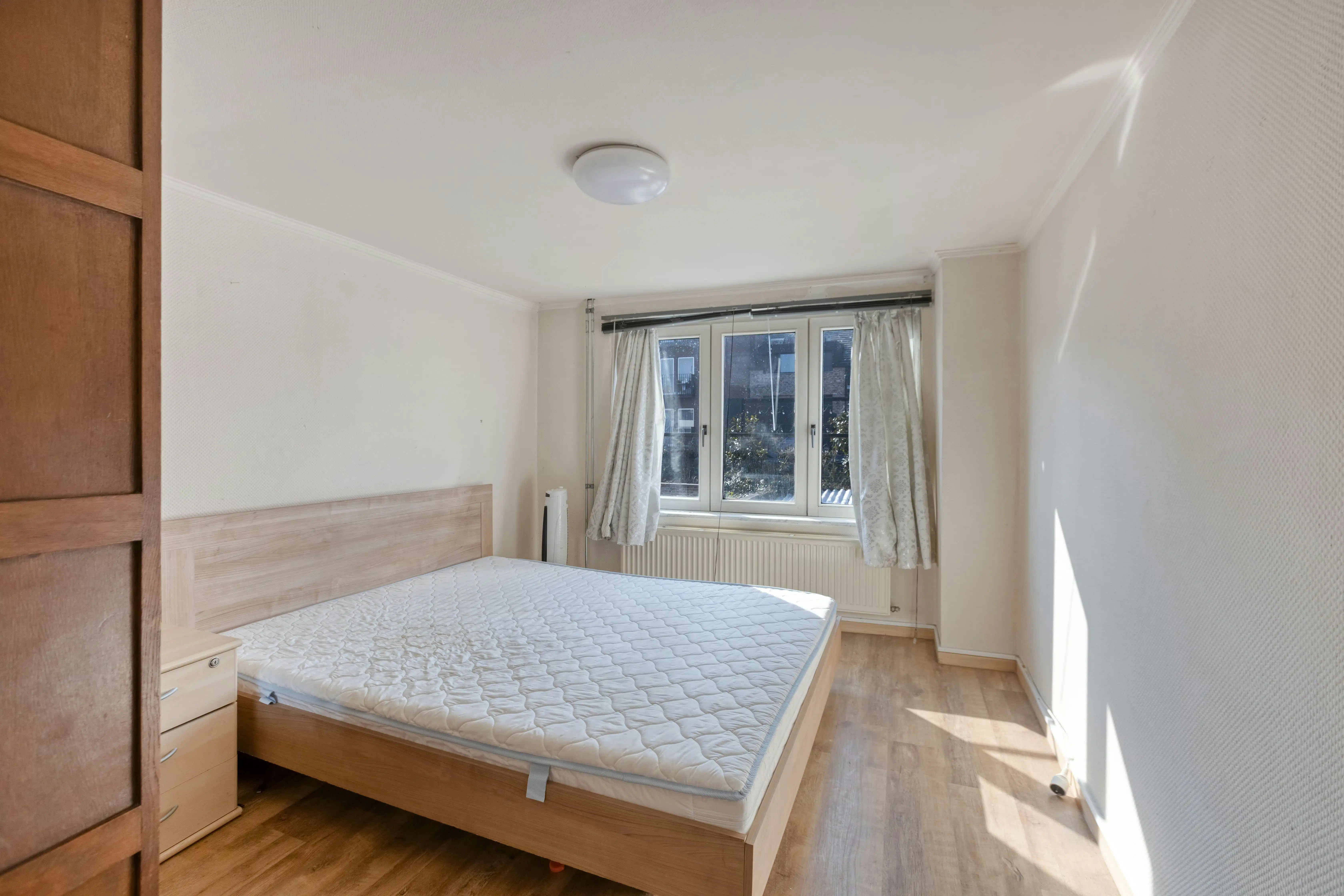 Op te frissen investeringspand met 2 appartementen in hartje Maaseik foto 12