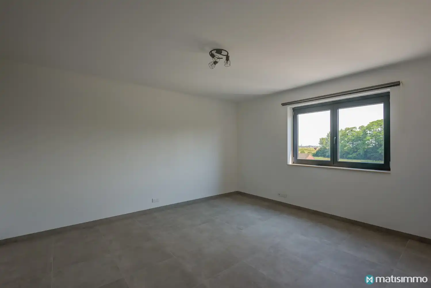 RECENTE ENERGIEZUINIGE GEZINSWONING GELEGEN OP EEN ZEER RUSTIGE LOCATIE TE RIEMST foto 14