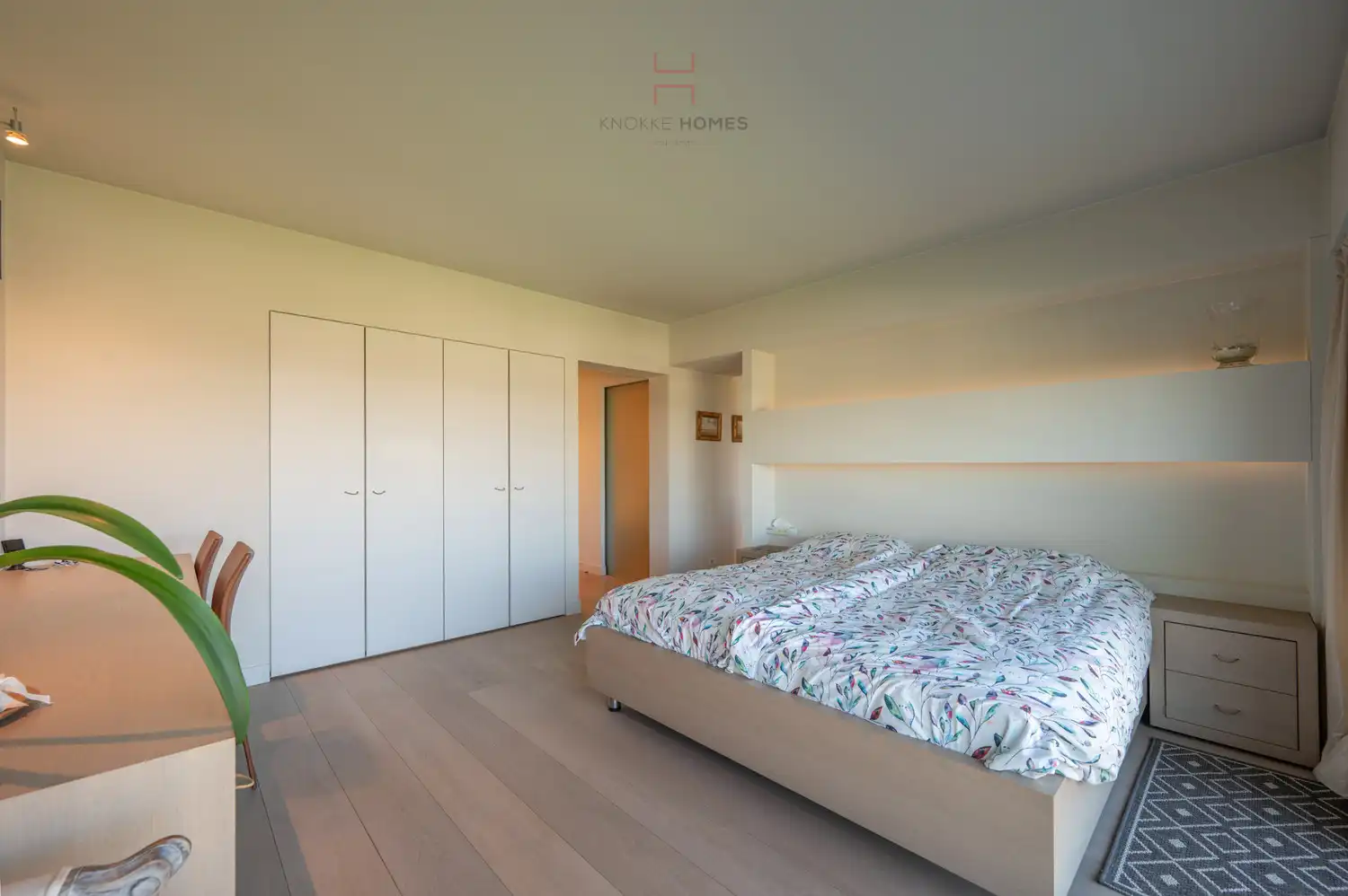 Riant appartement met open zicht over het meer van Duinbergen foto 17