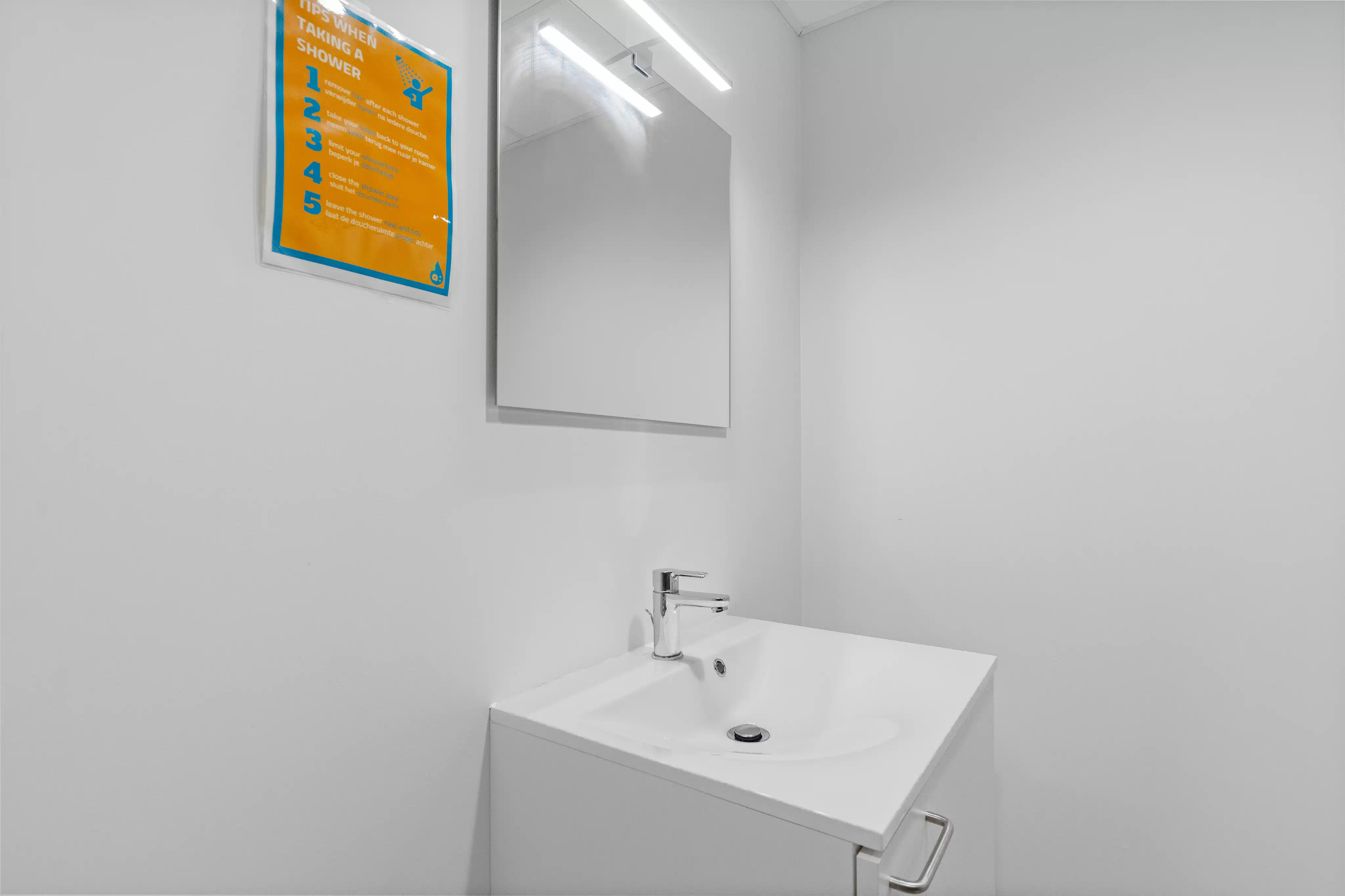 Nieuwe, verhuurde studentenhuisvesting te koop! foto 7