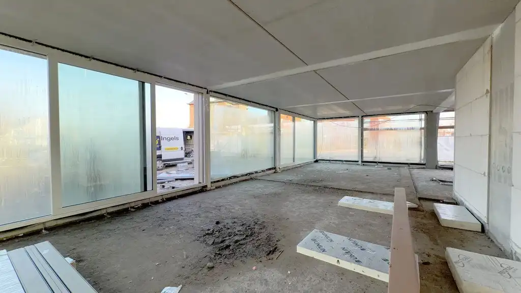 Nieuwbouw commercieel kantoor te koop aan station Eke-Nazareth foto 4