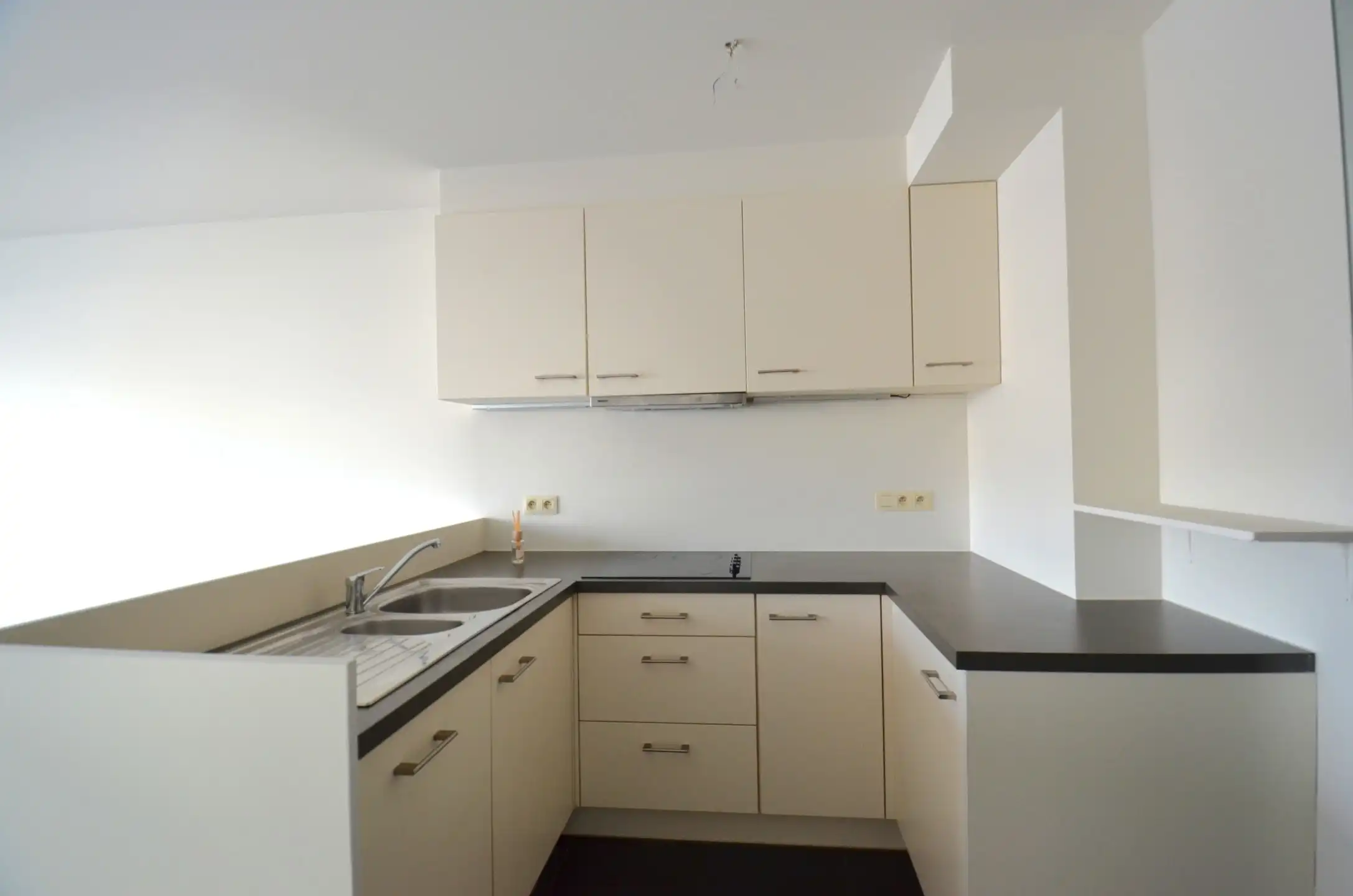 Zeer rustig gelegen appartement met 2 slaapkamers foto 6