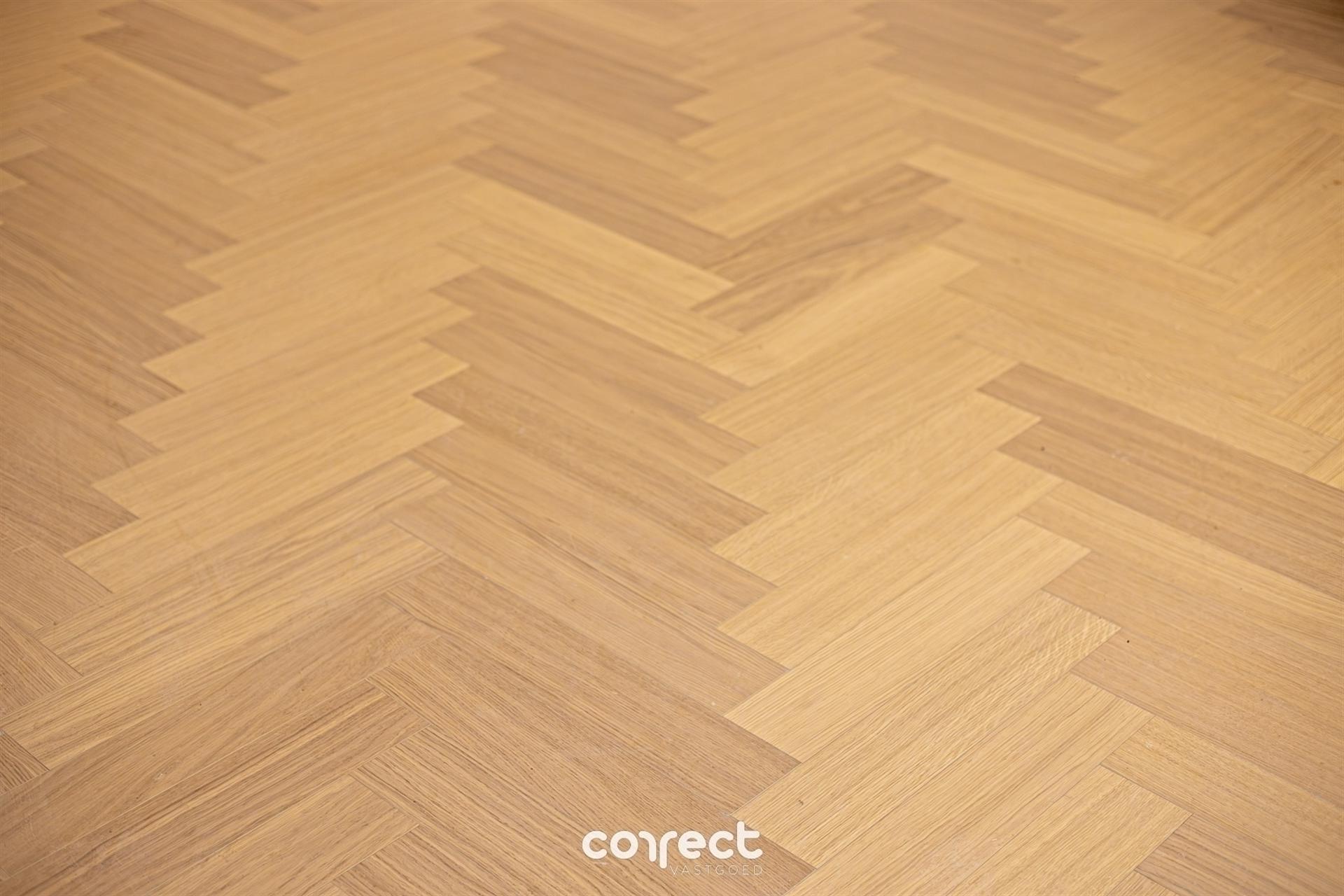 Prachtig gerenoveerde stadswoning met tuin foto 6