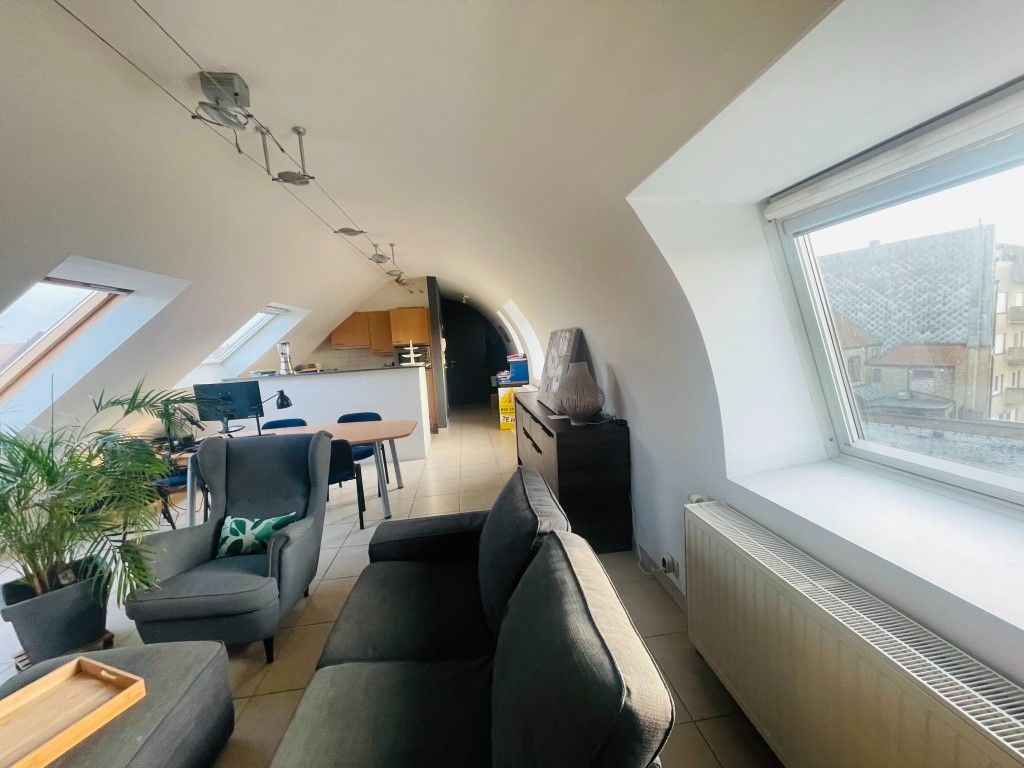 Kristus -Koning  Gezellig LICHTRIJK ENERGIEZUINIG appartement met 1 slaapkamer+ autostaanplaats in open lucht, LIFT in het gebouw. foto 10