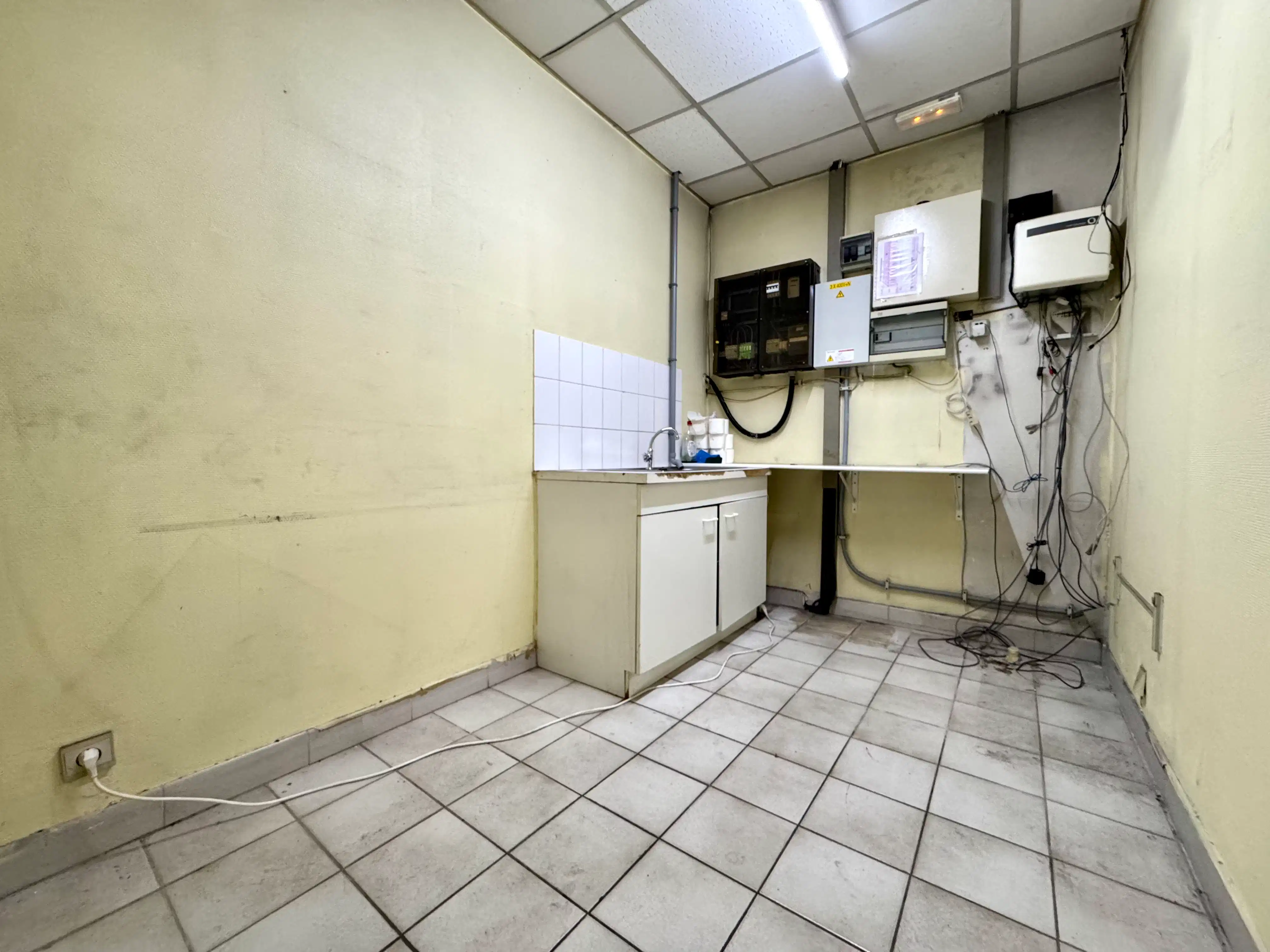 Handelsgelijkvloers 105 m² foto 8