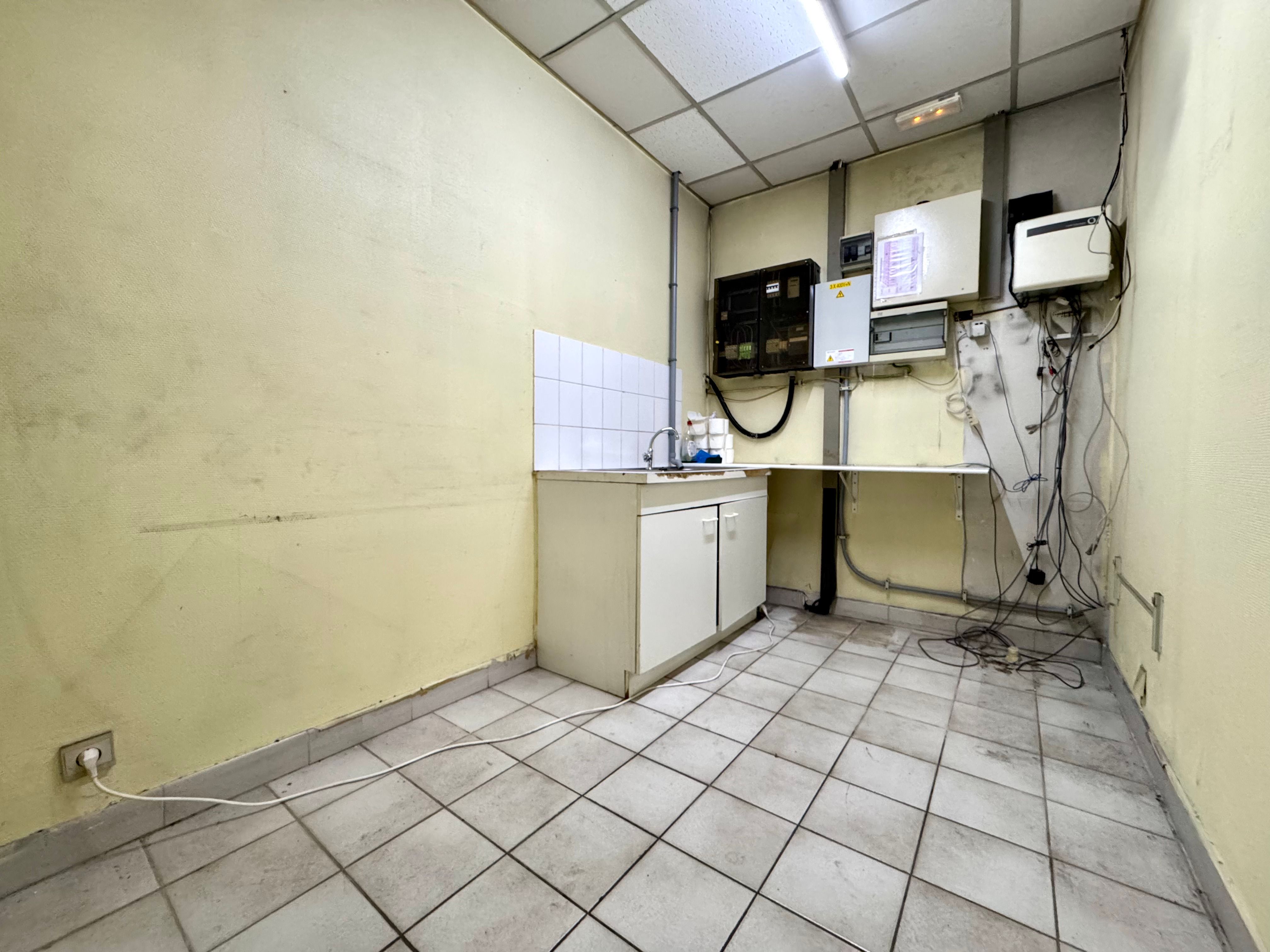 Handelsgelijkvloers 105 m² foto 8