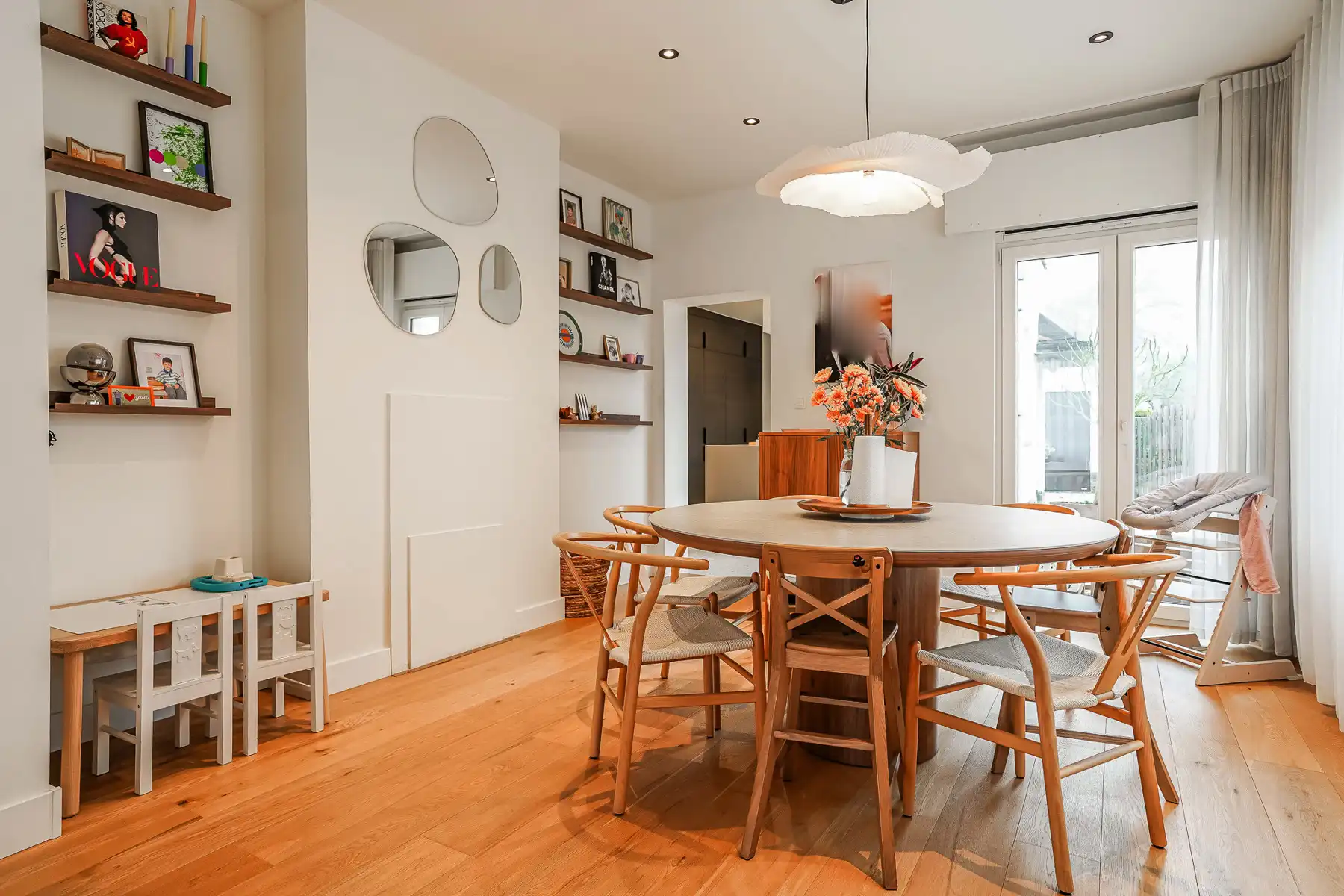 Knappe, instapklare halfopen bebouwing nabij het centrum van Breendonk foto 9