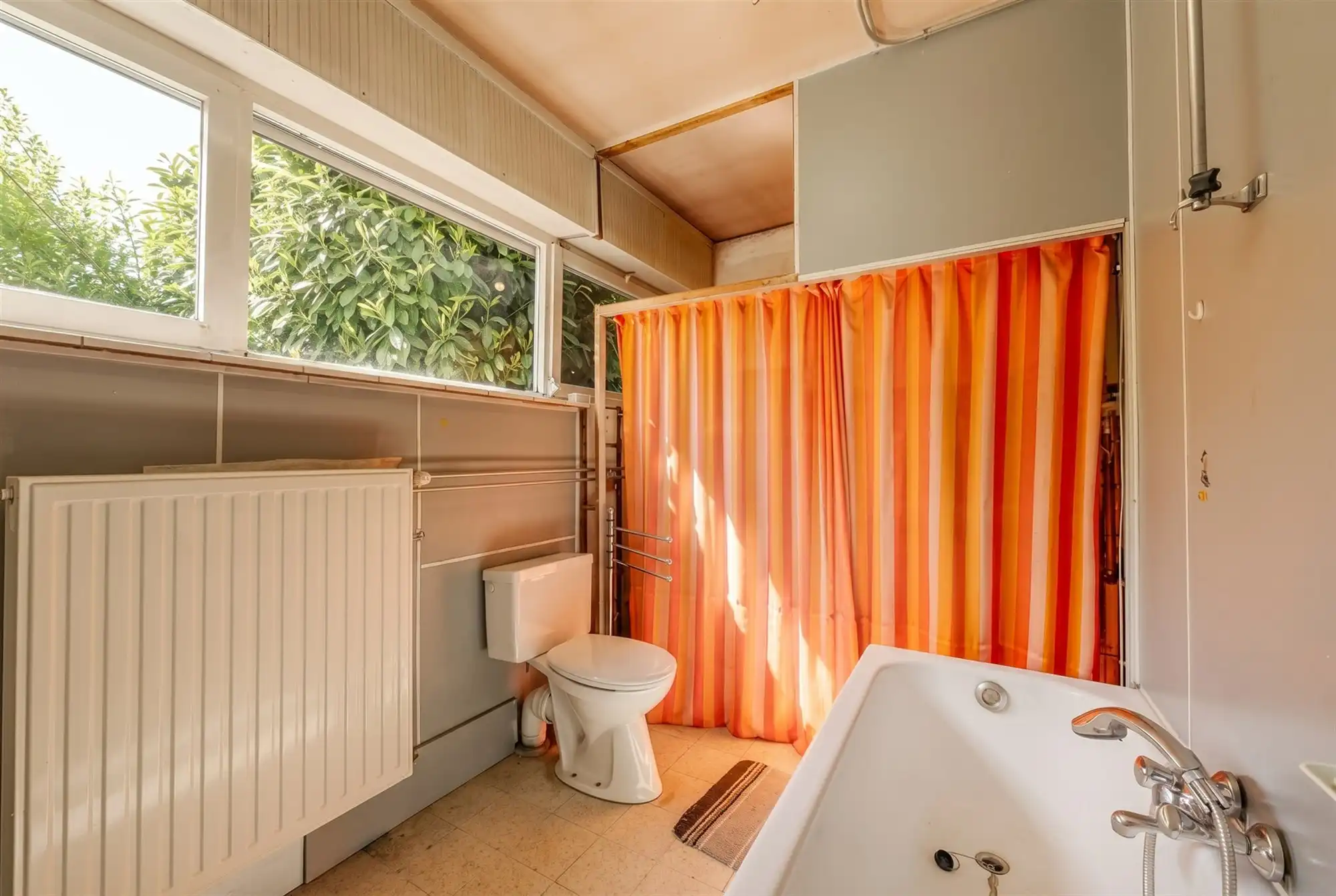 Halfopen woning met 5 slaapkamers foto 11