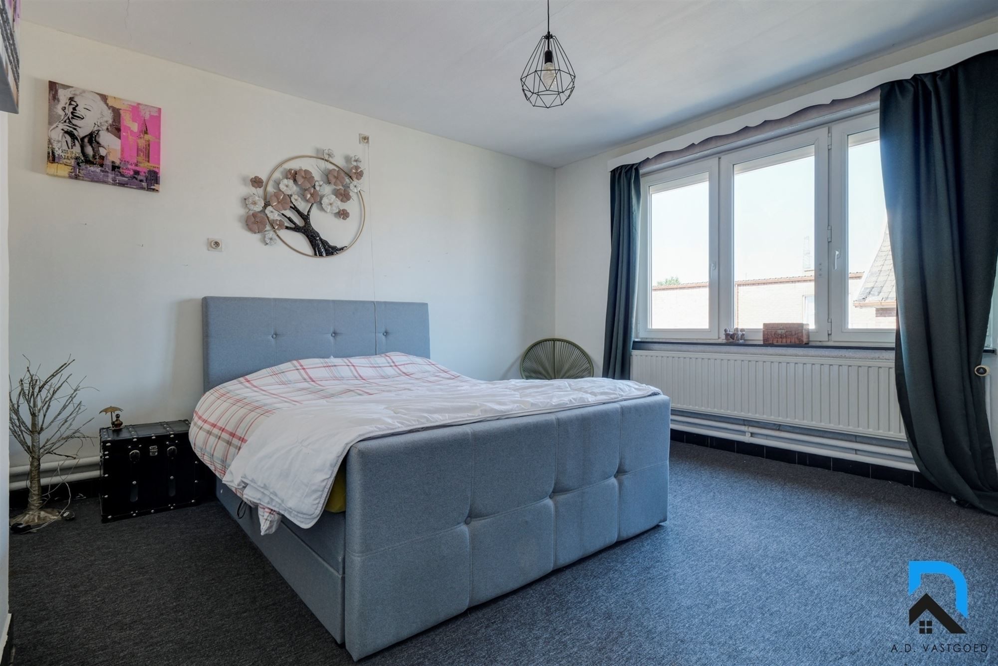 Ruime woning met grote tuin en dubbele garage foto 18