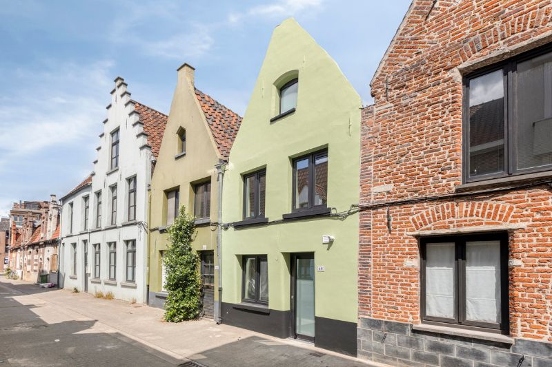 Contract voor 6 maand! Instapklare stadswoning in centrum Gent foto {{pictureIndex}}