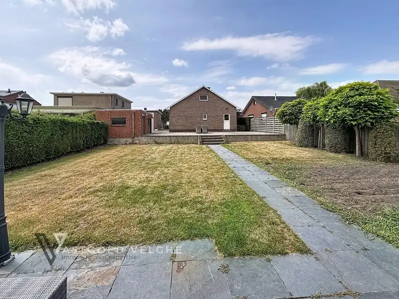 Woning met 3 slaapkamers op uitzonderlijk perceel van 1,63 hectare in groene omgeving foto 34