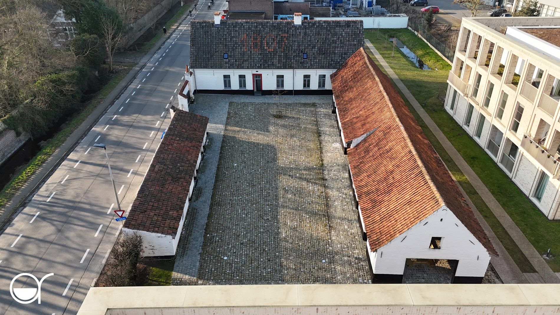 Recent verbouwde hoevewoning te Zwijnaarde  foto 21