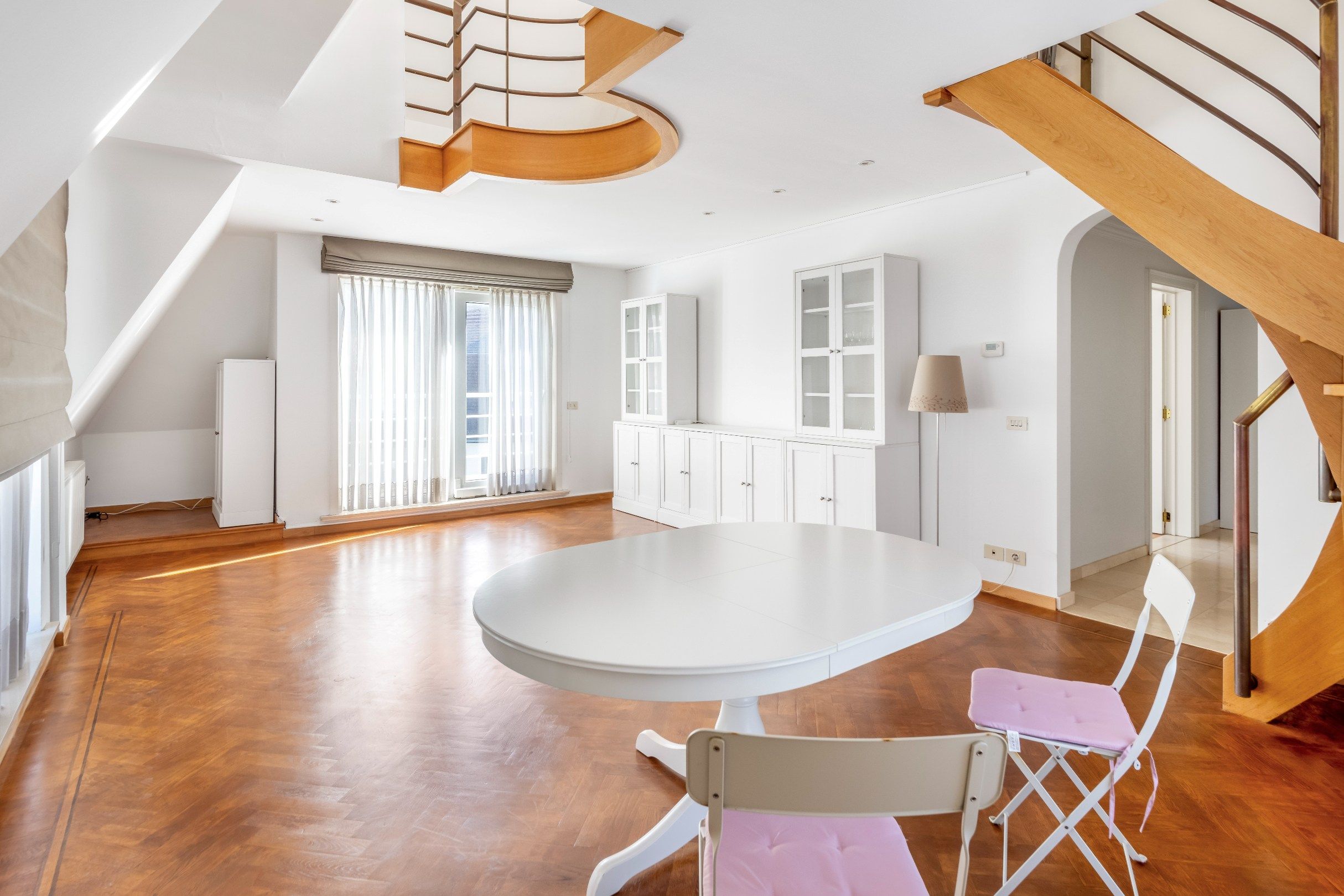 Duplex appartement in een villa-residentie te Albertstrand. Garagebox mogelijk. foto 4