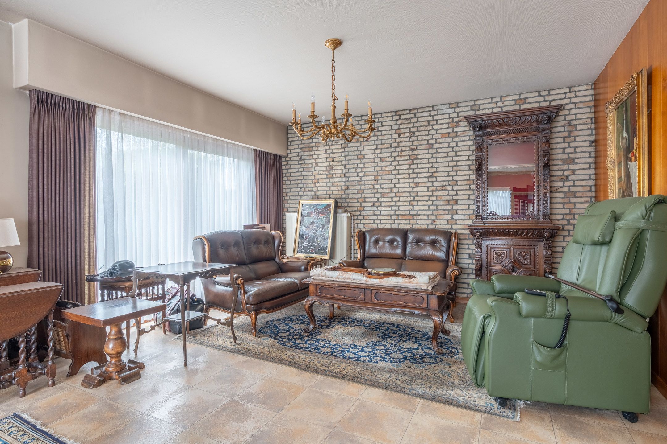 Ruime, te renoveren woning met vergund magazijn te Beerse foto 6