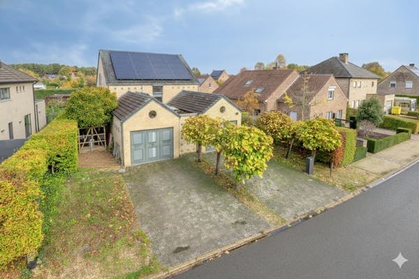 Vrijstaande woning met 4 slaapkamers te koop in Geel foto 2