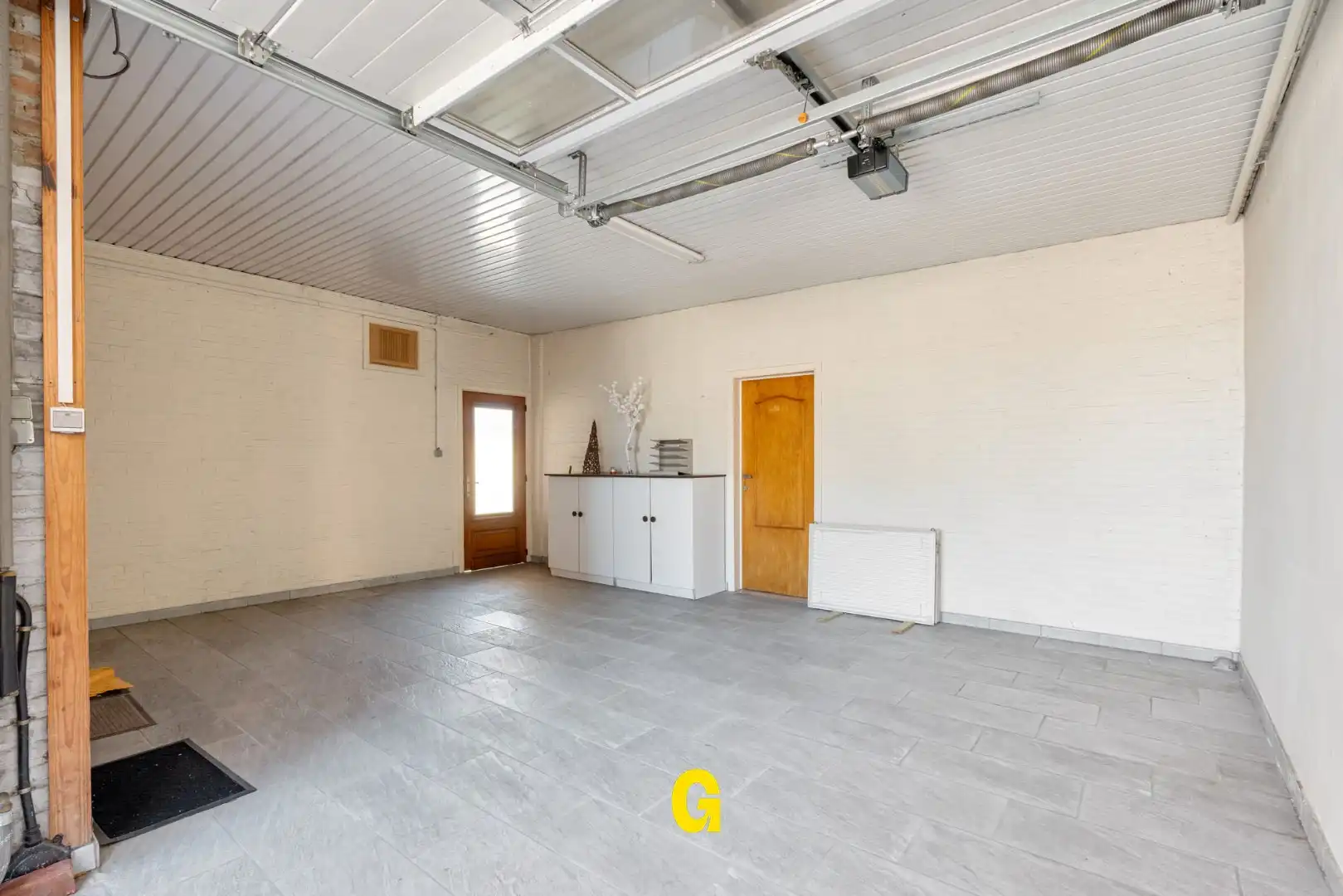 VERKOCHT - Netjes verzorgde halfopen woning met ruime garage vlakbij het centrum van Munsterbilzen foto 22