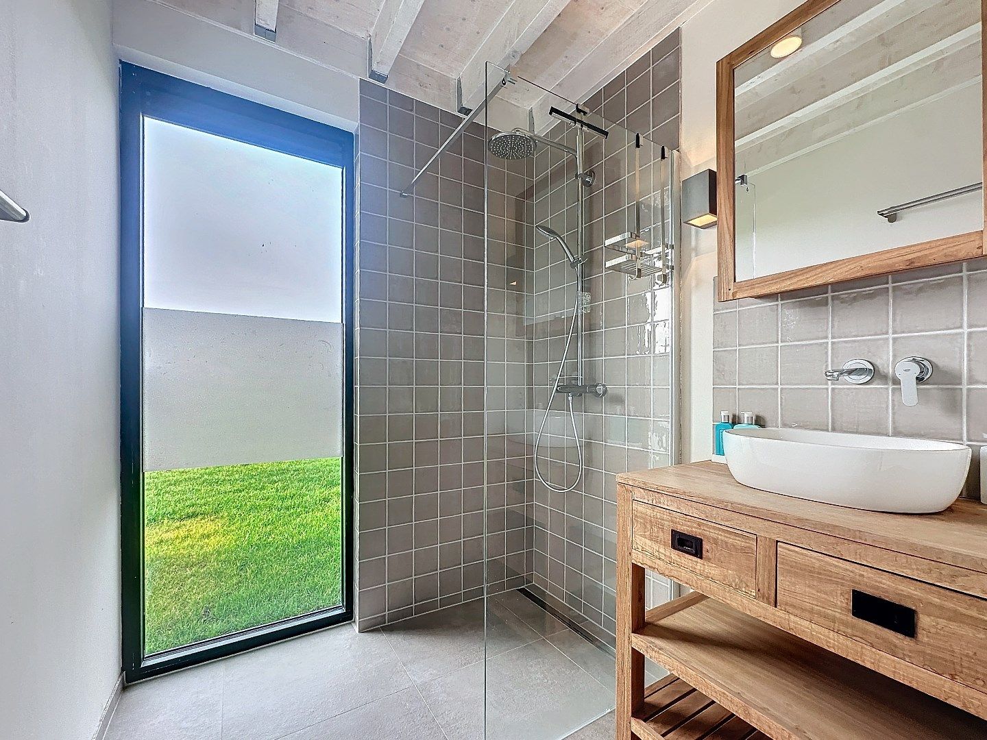 Exclusief dijkhuis met eigen guesthouse foto 43