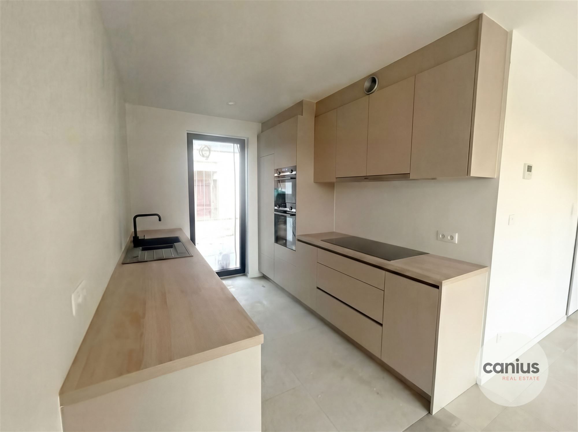 KNAPPE NIEUWBOUWWONING MET 3 SLPKS foto 5