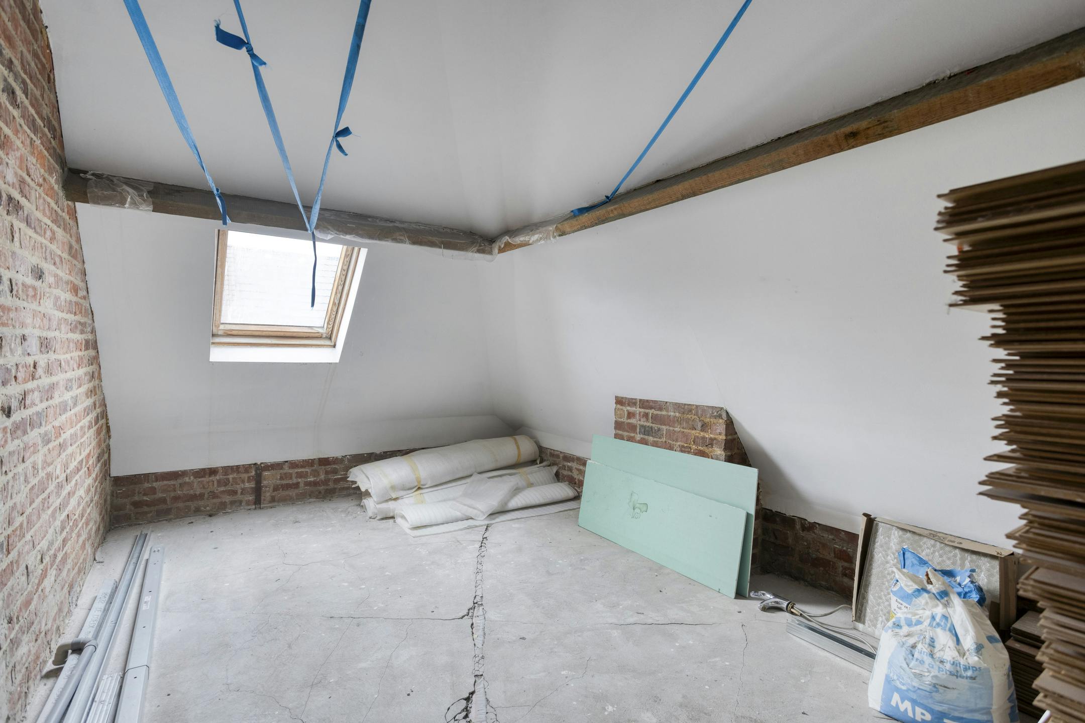 Huis met 5 slaapkamers te koop in het centrum van Roeselare foto 20