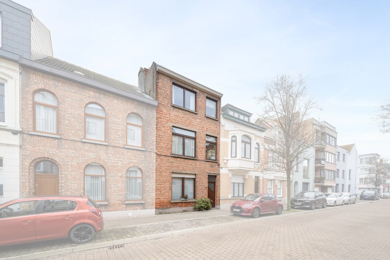 Karaktervolle woning met 5 slaapkamers en charmant stadstuintje in Oostende foto 23