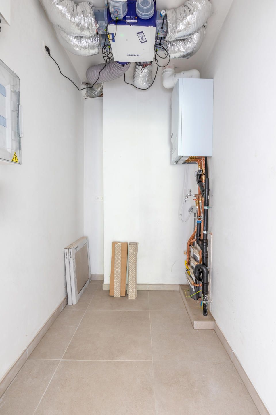 Appartement met 2 slaapkamers en terras in Grobbendonk. foto 12