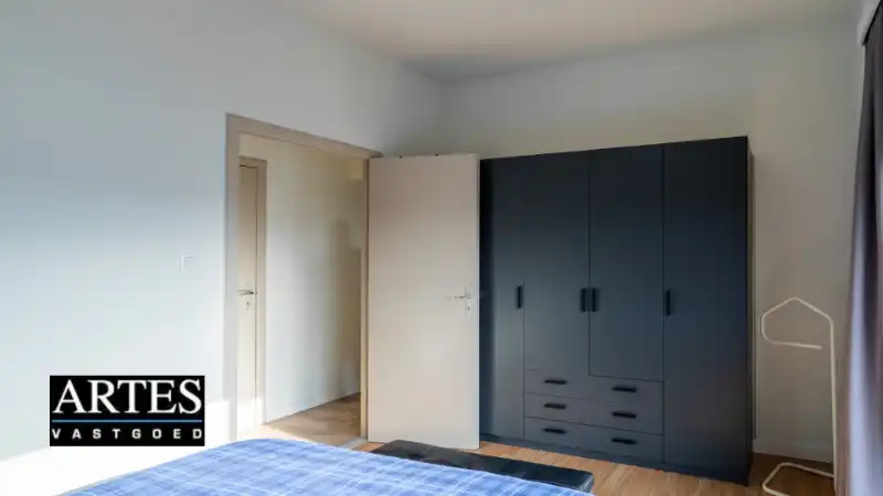 Centraal gelegen appartement met 1 slaapkamer in Genk foto 15
