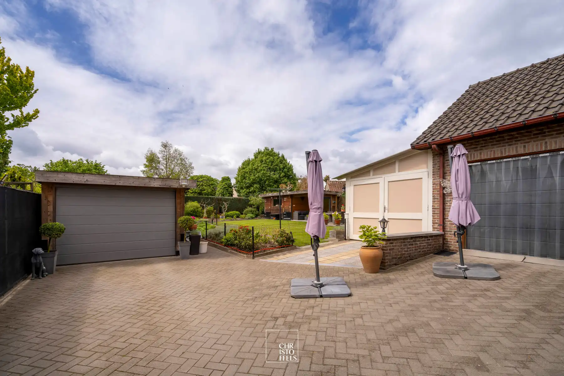 Ruime gezinswoning met tuin op een perceel van 876 m2 foto 20