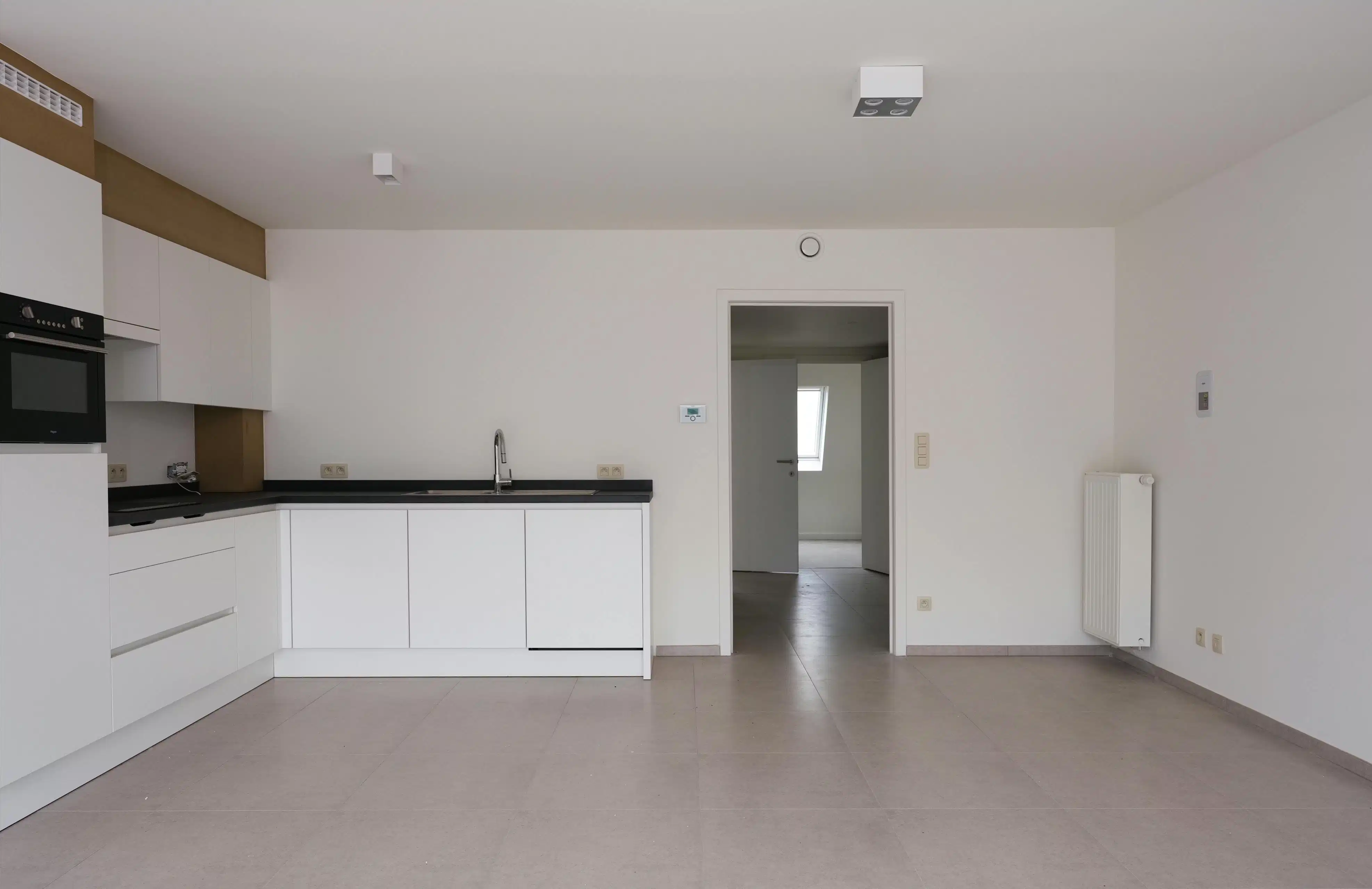 Assistentieappartement met 2 slaapkamers te Beernem foto 3