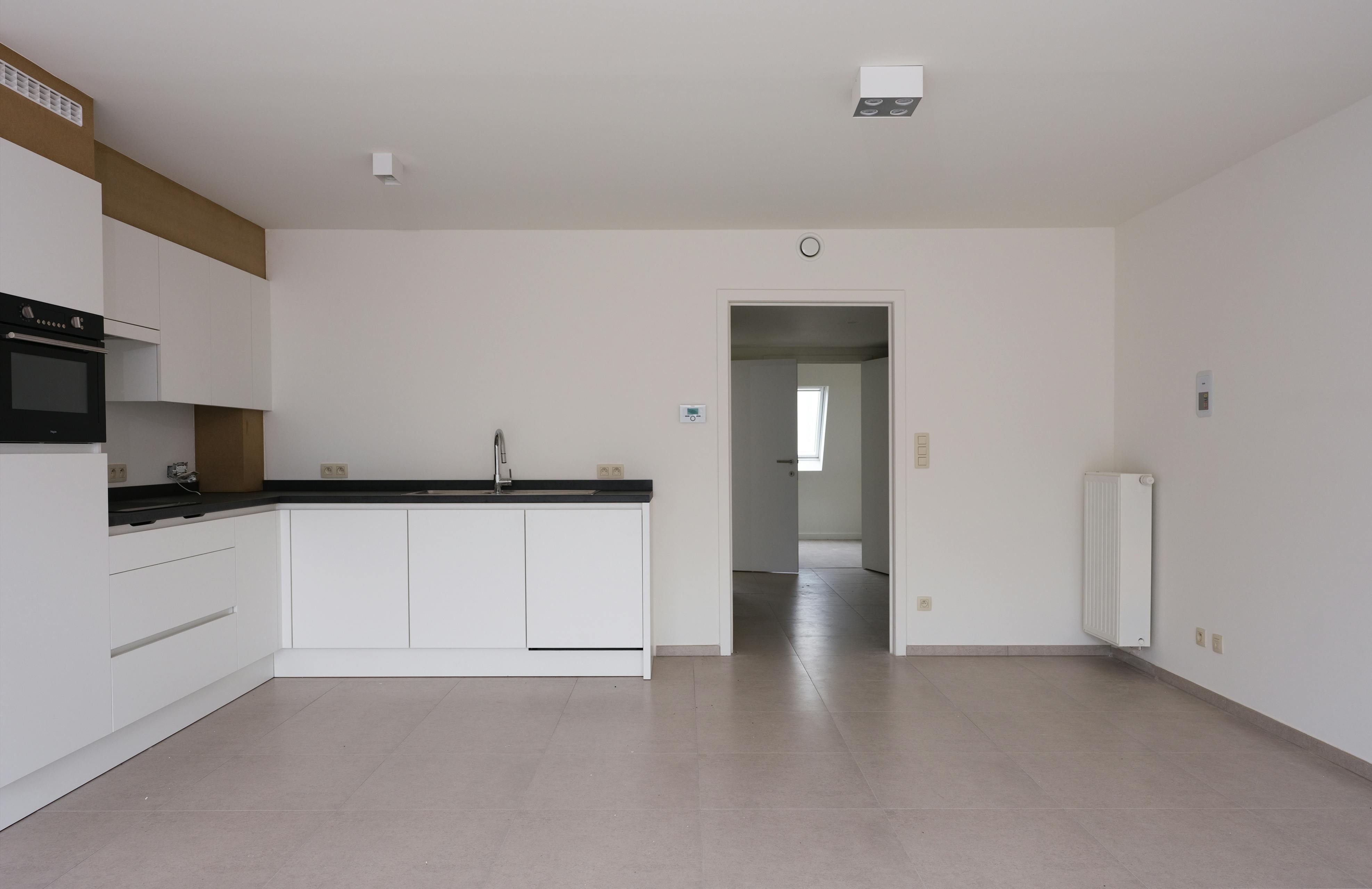 Assistentieappartement met 2 slaapkamers te Beernem foto 3