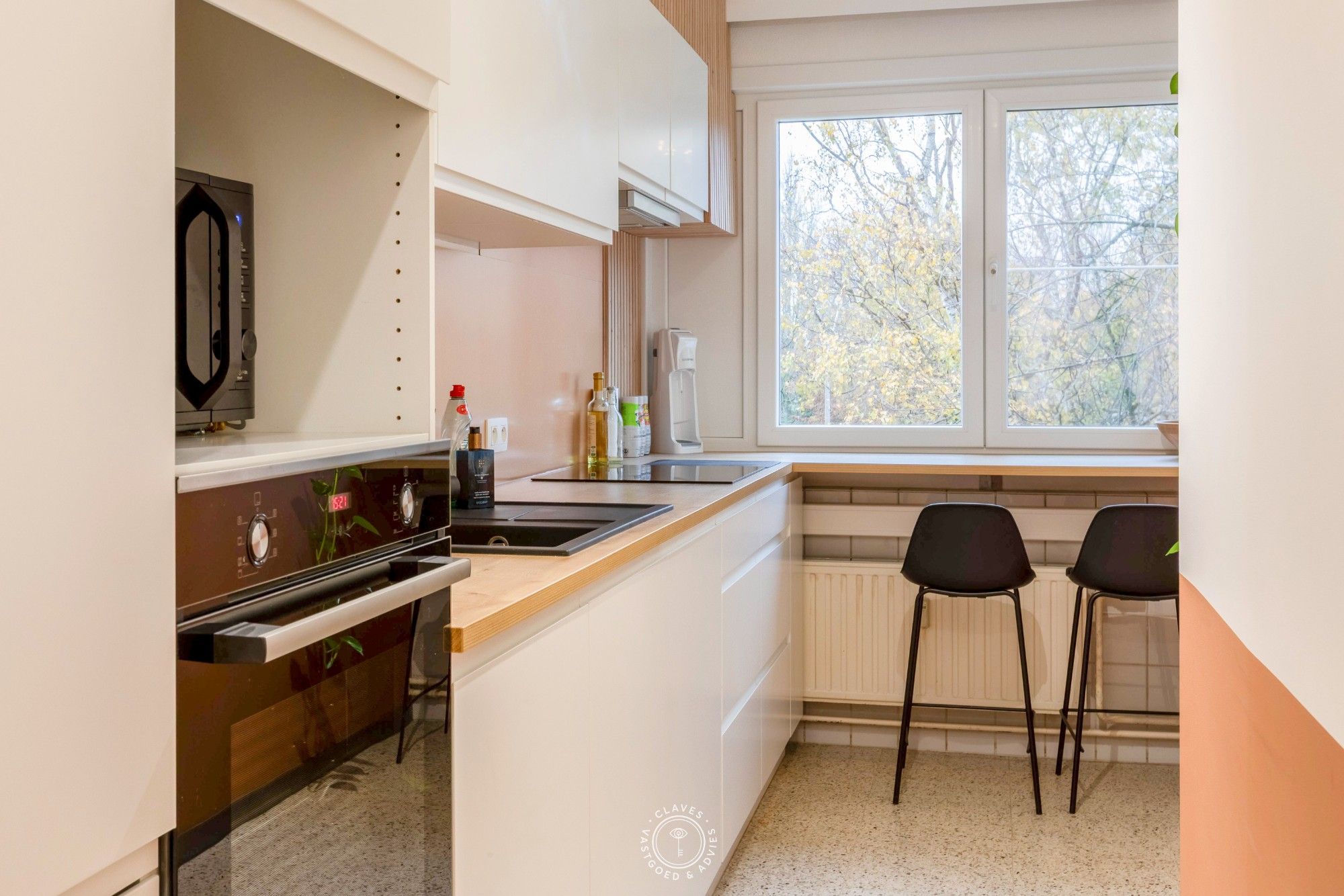 Zeer aangenaam en lichtrijk 3 slaapkamer appartement foto 7