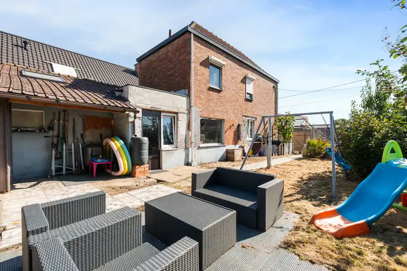 Te renoveren woning met veel potentieel te Rieme foto 11