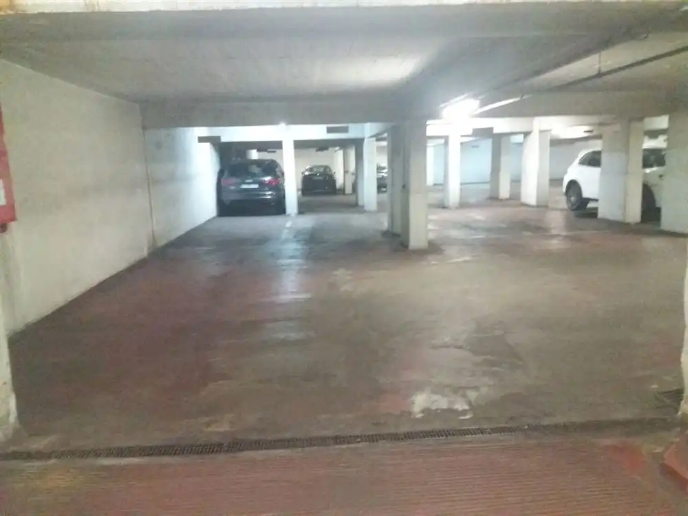 Garage te huur Quinten Matsijslei 37 - 2018 ANTWERPEN