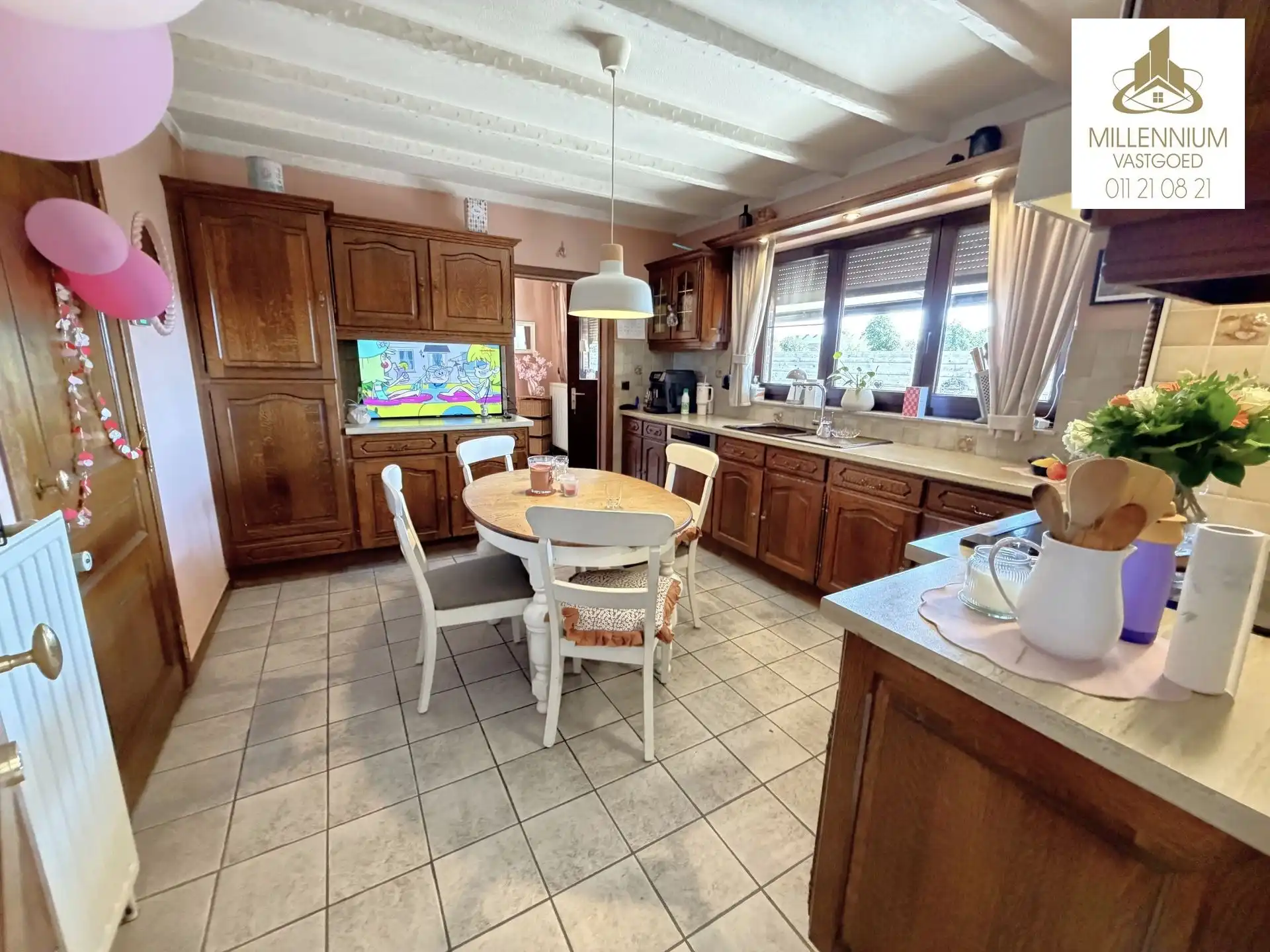 Ruime 3-slpk woning zwembad  foto 18