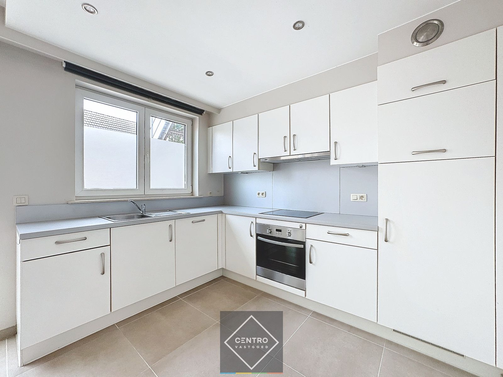 Ruim ENERGIEZUINIG appartement met 2 slpks én met DUBBELE garage! foto 7