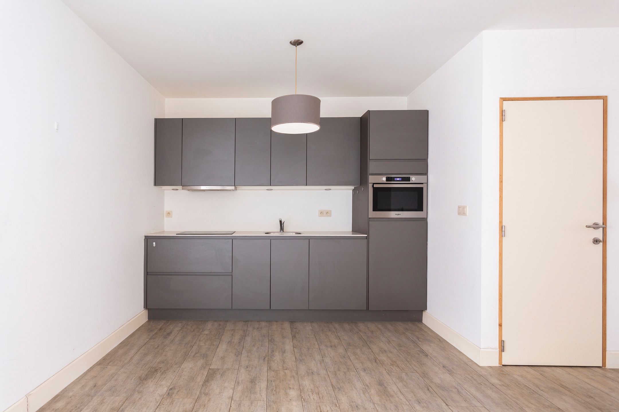 licht 1-slpk-app. met terras in het historische stadscentrum foto 3